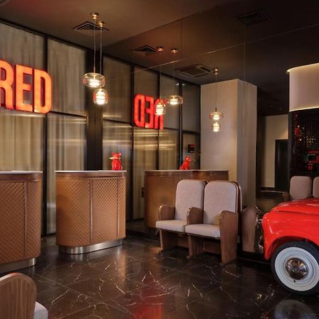 Radisson Red Belgrade Hotel Ngoại thất bức ảnh