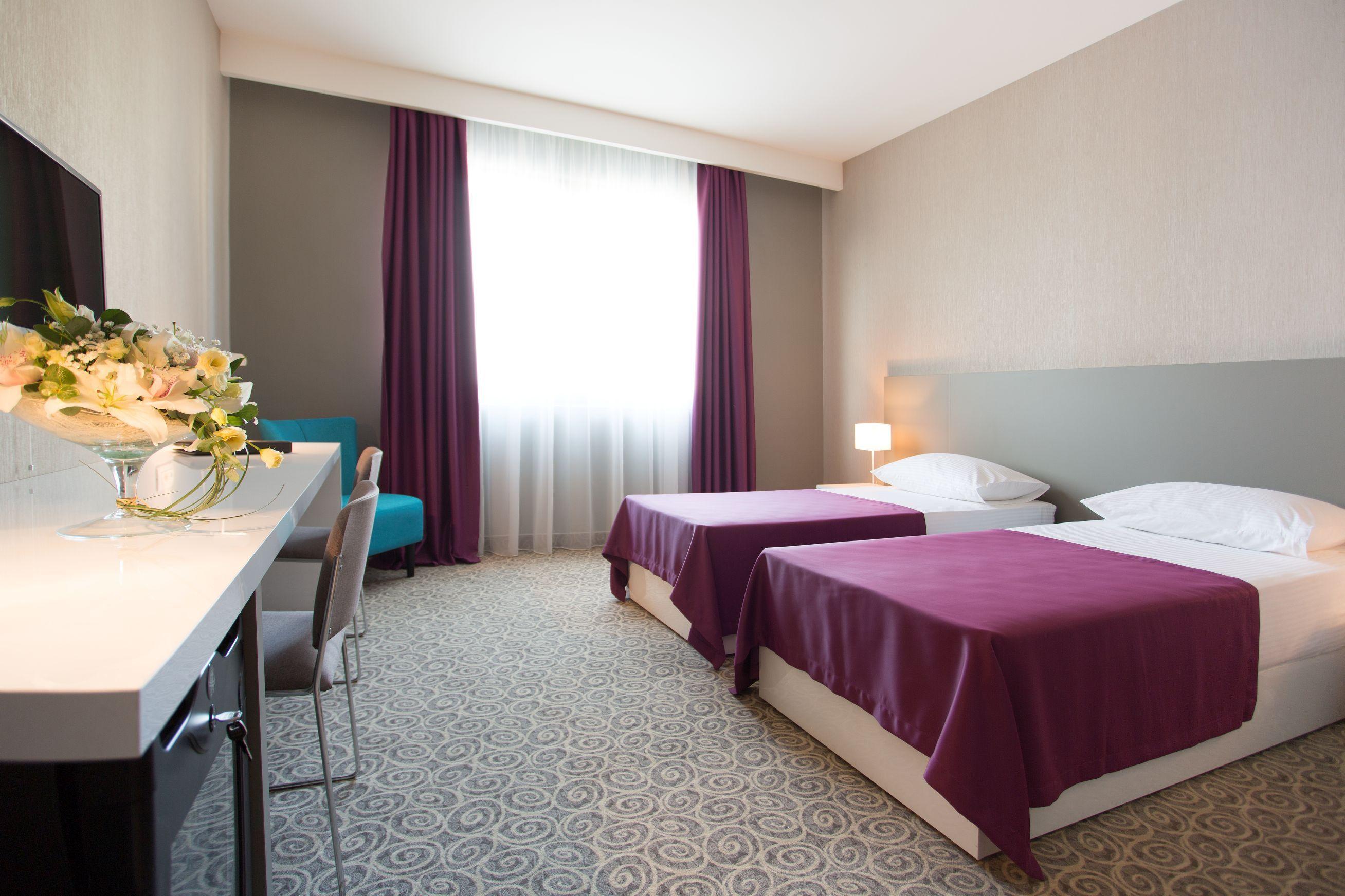 Radisson Red Belgrade Hotel Ngoại thất bức ảnh