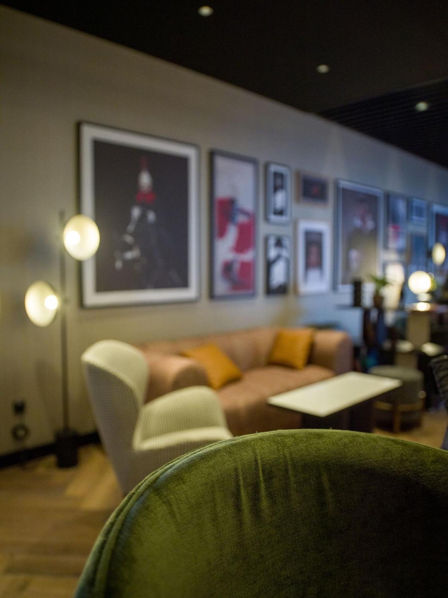 Radisson Red Belgrade Hotel Ngoại thất bức ảnh