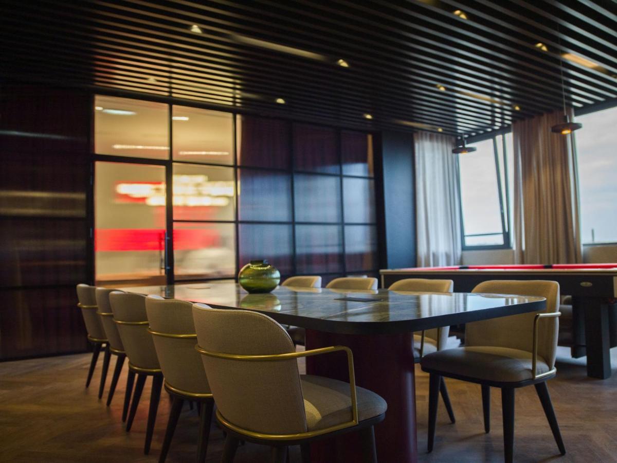 Radisson Red Belgrade Hotel Ngoại thất bức ảnh